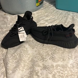 Adidas Yeezy black — BRAND NEW no box